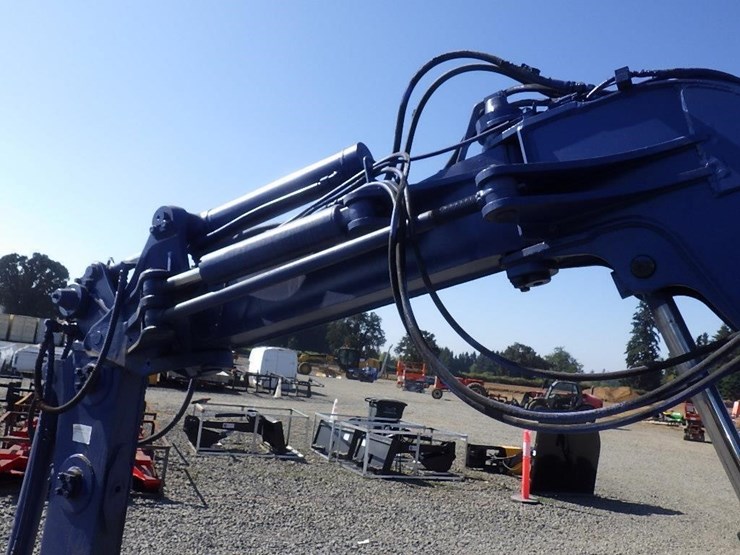 komatsu-pc28uu-image-11