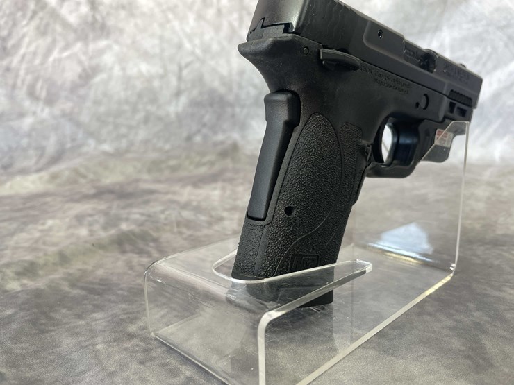 #5134-•-smith-&-wesson-m&p-9-shield,-9mm-luger-pistol,-sn:-rfk7257-(neenah,-wi)-image-5