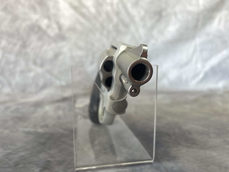 #5132-•-smith-&-wesson-.38-spl,-revolver,-sn:-cwm9026-(neenah,-wi)-image-4