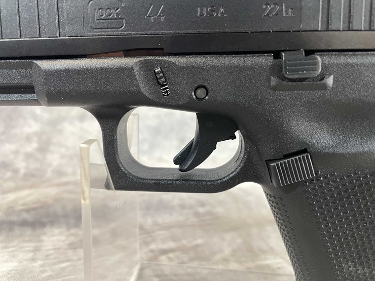 #5141-•-glock-g44,-22-lr-pistol,-sn:-aenr179,-(neenah,-wi)-image-20