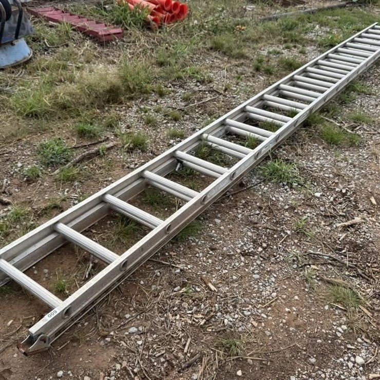 Werner 40 Ft Aluminum Extension Ladder