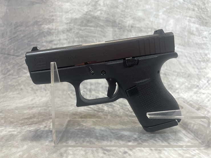 #5148-•-glock-g42,-380-auto-pistol,-sn:-afry717,-(neenah,-wi)-image-2