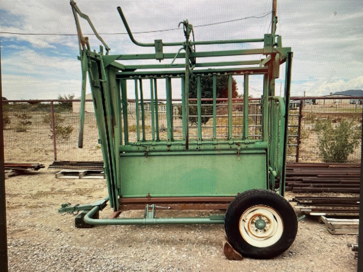 #1601-•-cattle-chute-(off-site-in-alamogordo)-image-1