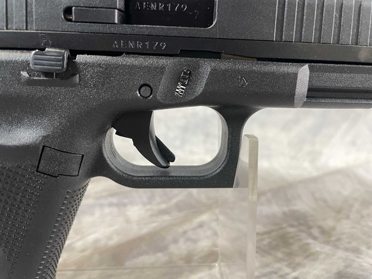 #5141-•-glock-g44,-22-lr-pistol,-sn:-aenr179,-(neenah,-wi)-image-14
