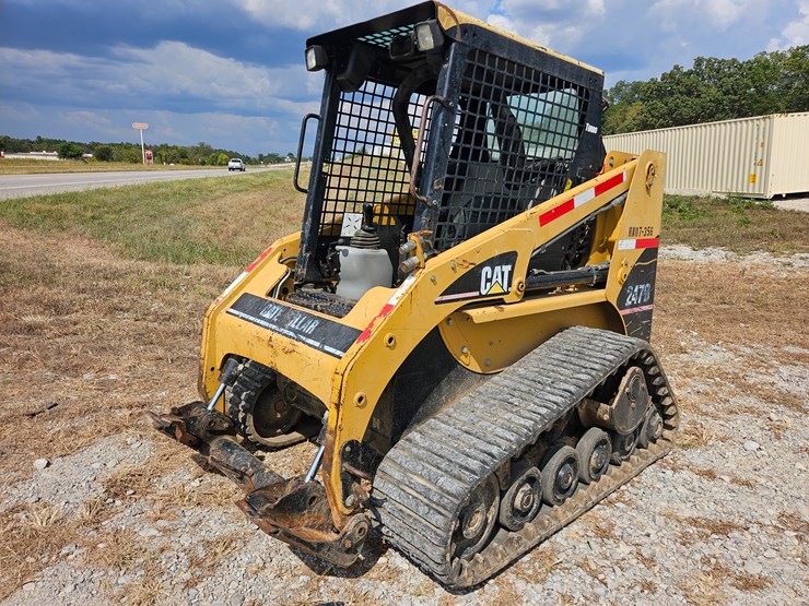 caterpillar-247b-image-2