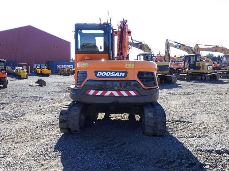 2021-doosan-dx85r-3-image-6