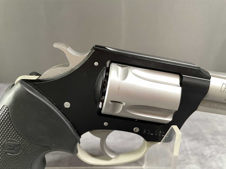 #5155-•-charter-arms-undercover-lite,-38-spl-revolver,-sn:-23l05132,-(neenah,-wi)-image-12