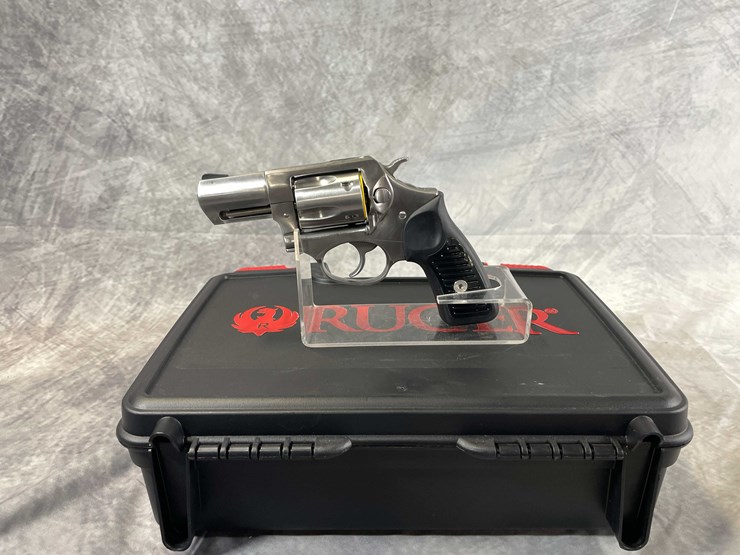 #5142-•-ruger-sp101,-357-mag-revolver,-sn:-57837183,-(neenah,-wi)-image-1