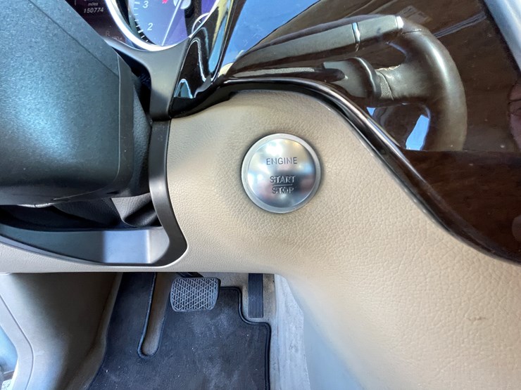 2015-mercedes-benz-gl450-image-76
