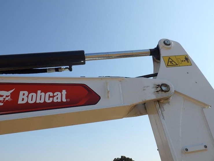 2024-bobcat-e48-hydraulic-excavator-image-18