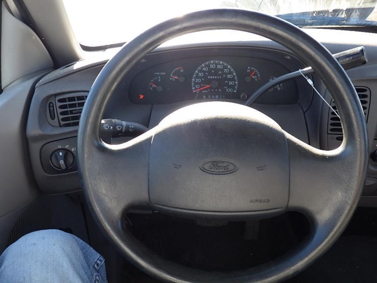 1998-ford-f150-image-19