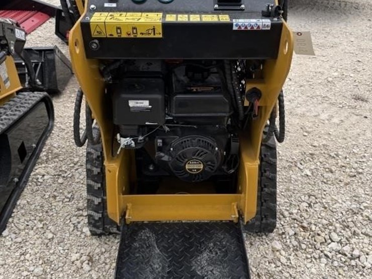 agt-mx-mrt14,-gas-powered-stand-on-skid-steer.-image-2