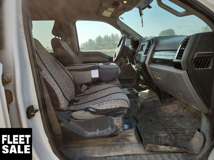 2018-ford-f350-image-17