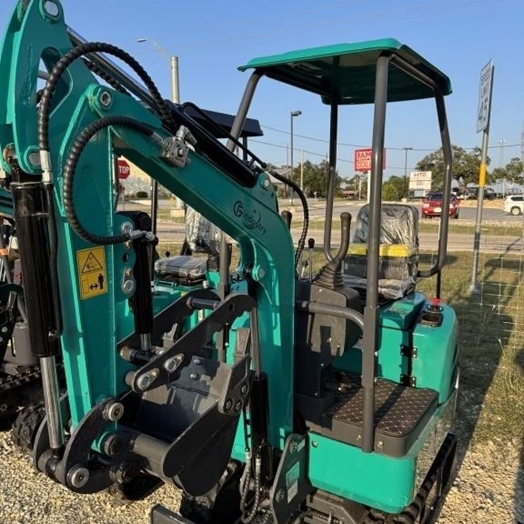 CFG Industrial, QK16R, 15HP gas powered mini