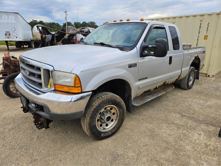 2001-ford-f250-image-1