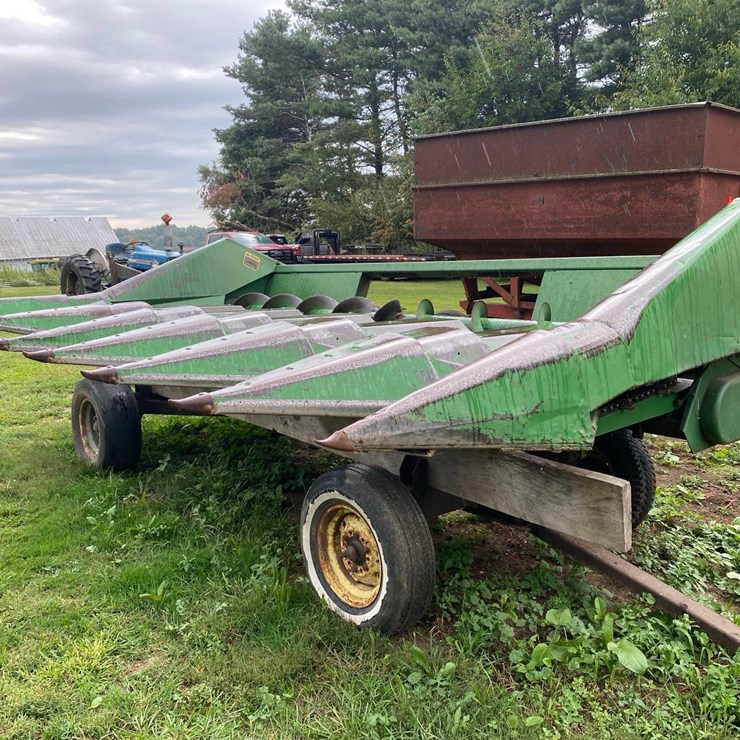 JOHN DEERE 643