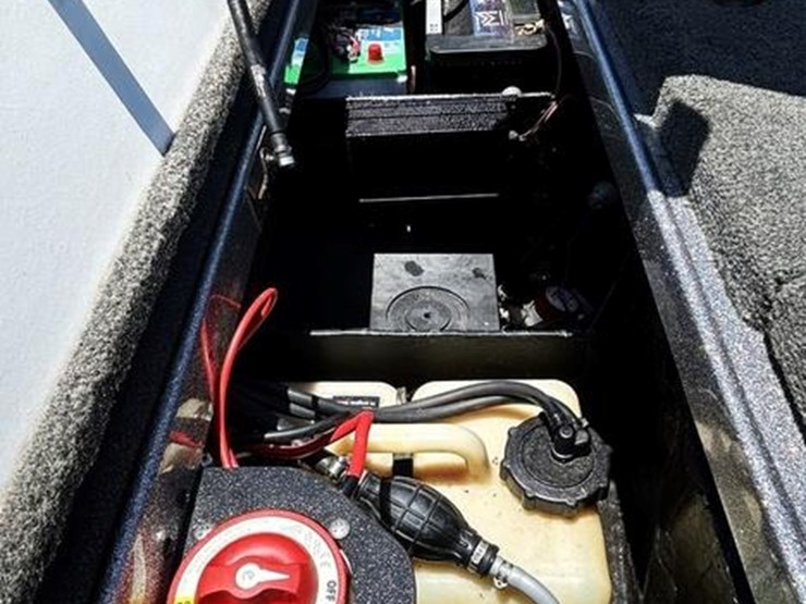 #207-•-2013-ranger-boats-z119c-boat-image-13