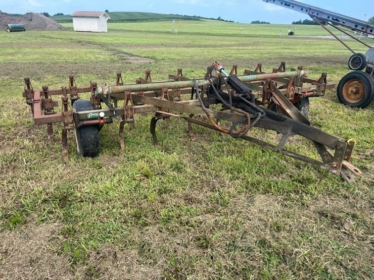glencoe-field-cultivator-image-2