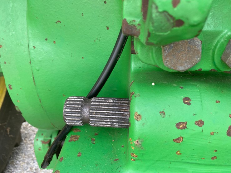 john-deere-4055-image-55