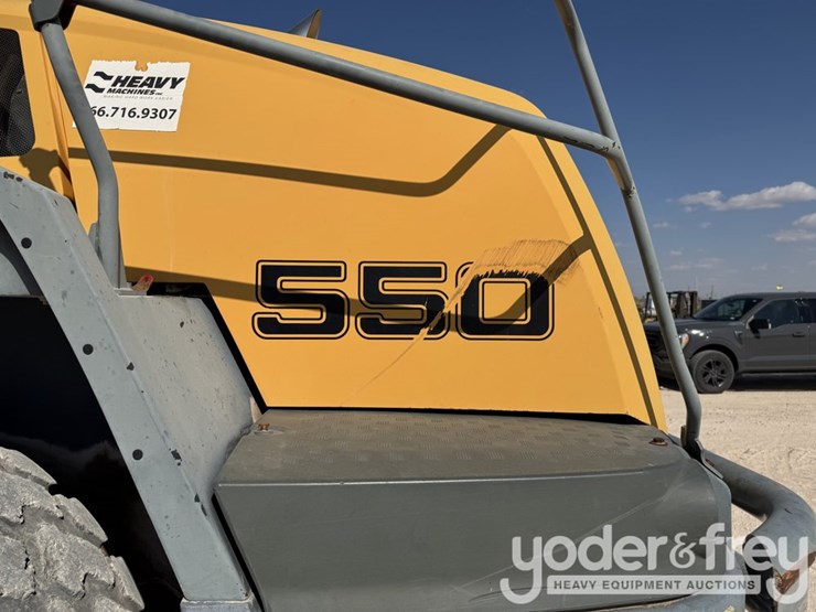 2014-liebherr-l550ind-image-10