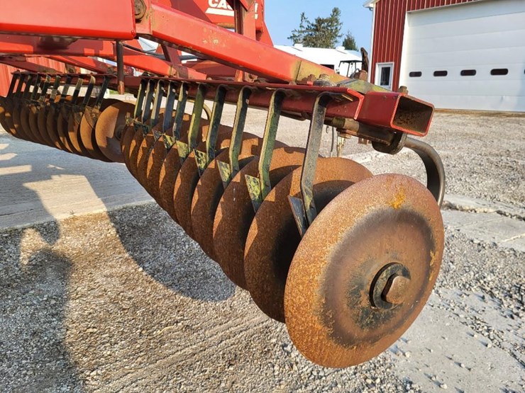 case-ih-4200-image-34
