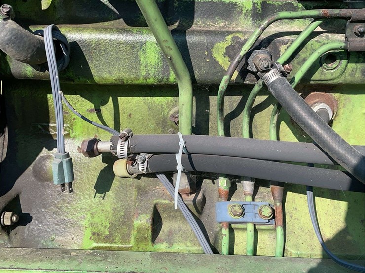 john-deere-4620-image-34