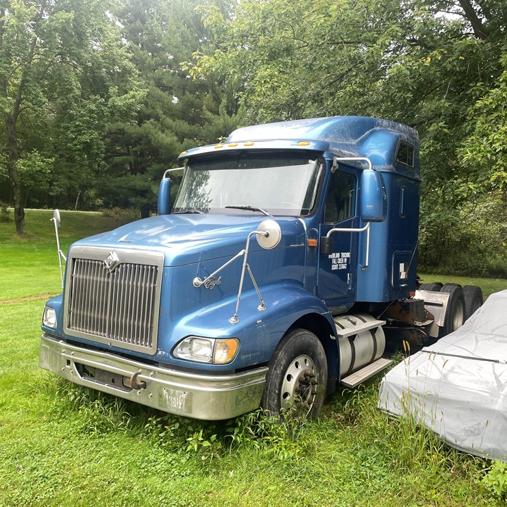 #2290 • 2008 International Eagle Semi Tractor (Fall Creek, WI) (WI Title)