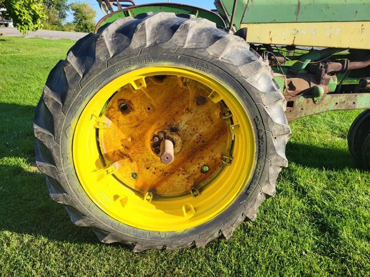 john-deere-630-image-27
