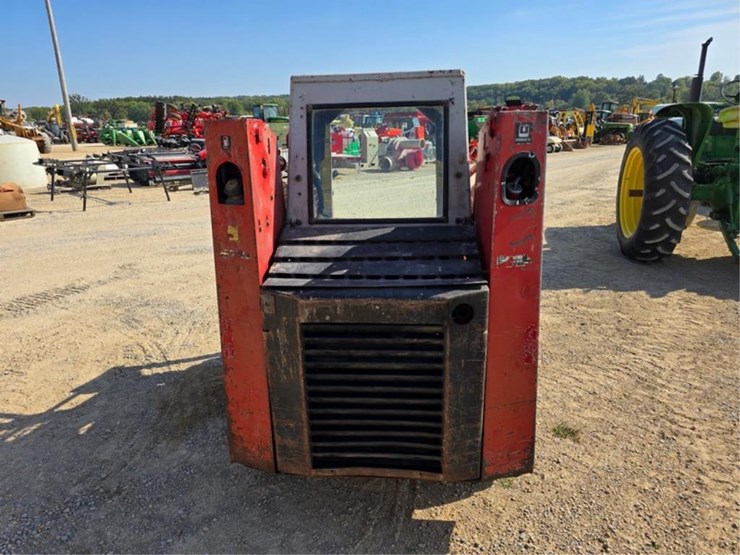 2019-gehl-3510-image-4