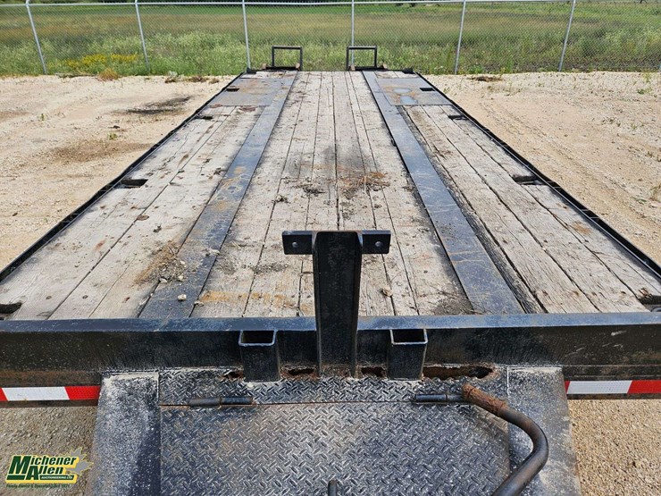 2000-saturn-t/a-25'-pintle-hitch-equipment-trailer-image-8