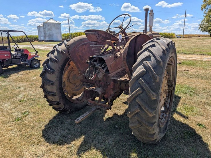 massey-harris-444-image-5