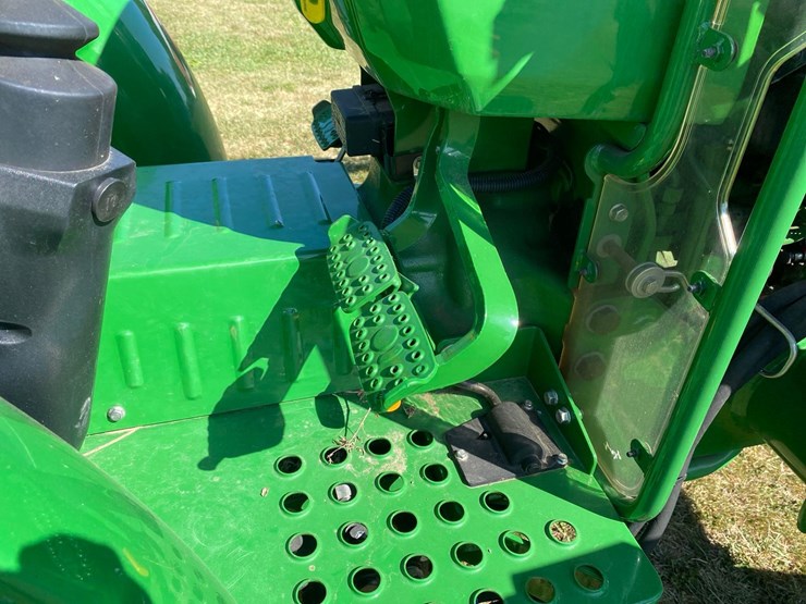 john-deere-5055e-image-13