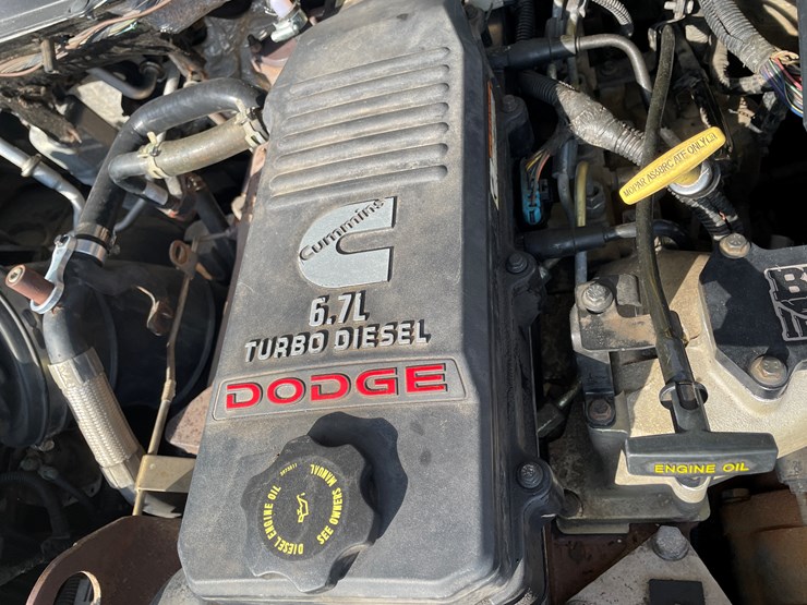 2010-dodge-ram-5500-image-48