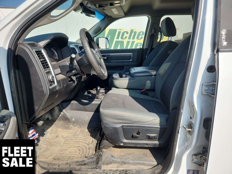 2014-ram-3500-slt-image-8