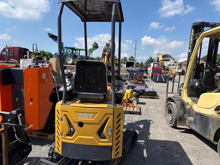 mx12rx-excavator-image-3