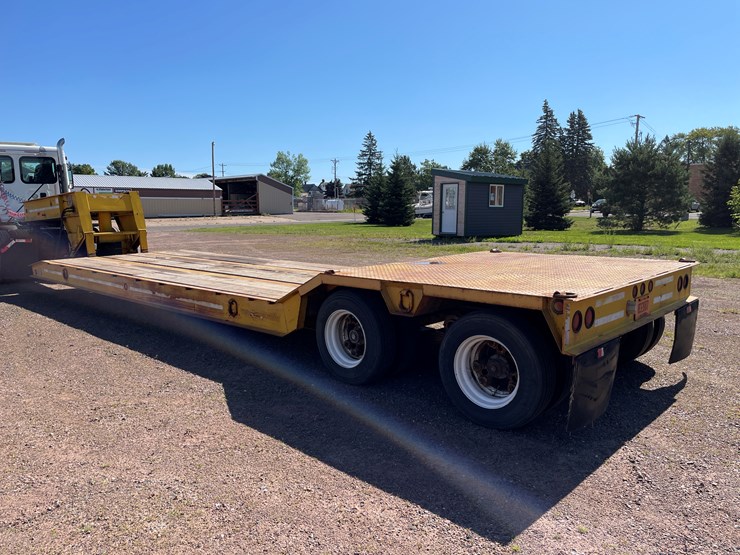 #3006-•-1986-eager-beaver-tandem-axle-lowboy-trailer-(has-wi-title)-(ashland,-wi)-image-6