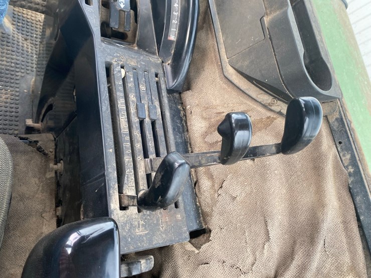 john-deere-4055-image-44
