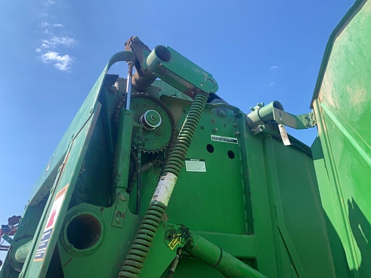 john-deere-458-image-21