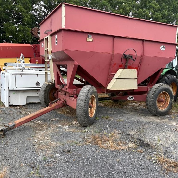 JM Gravity Wagon