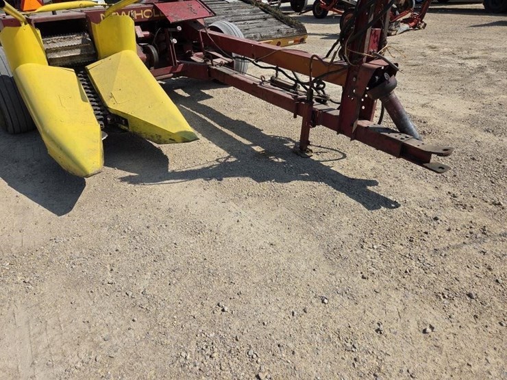 new-holland-770-image-9