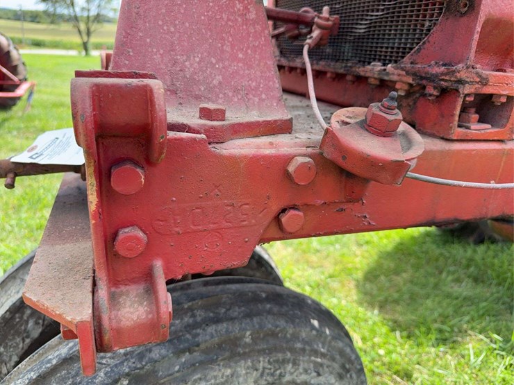 farmall-f-20-image-75