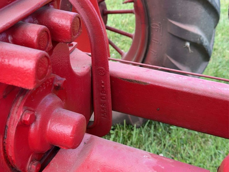 farmall-f-20-image-78