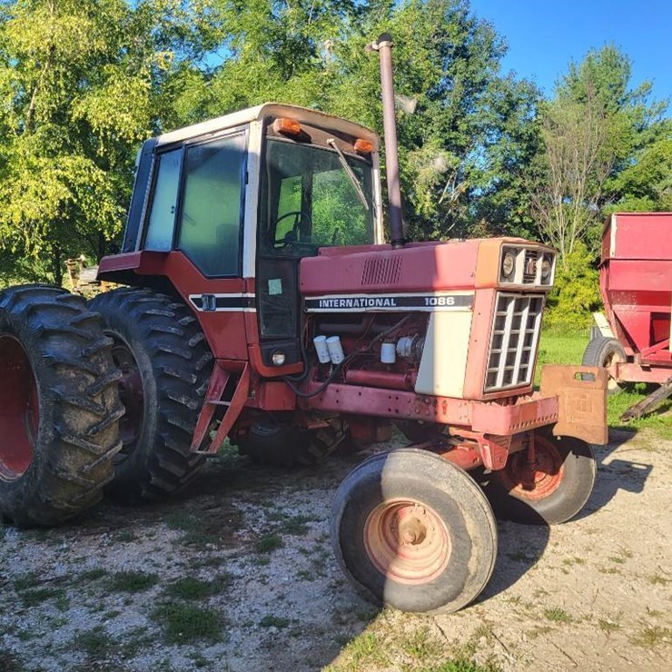 INTERNATIONAL 1086