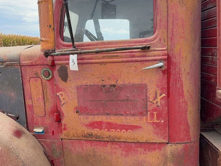 federal-grain-truck-image-43