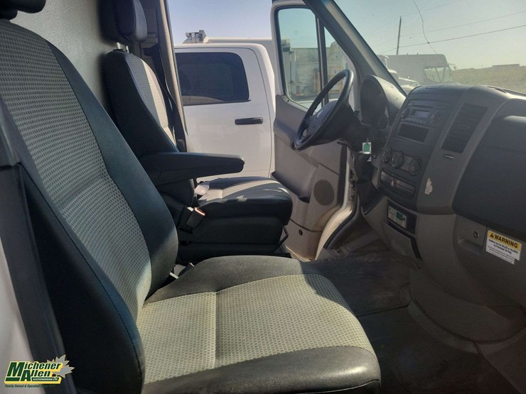 2007-dodge-sprinter-2500-image-17