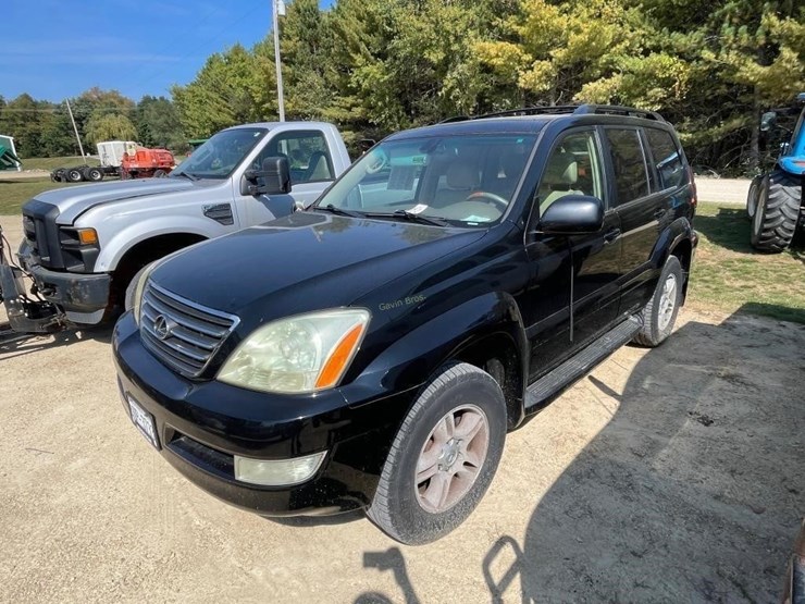 2004-lexus-gx470-suv-image-1