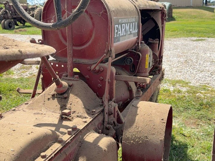 farmall-f-12-image-23