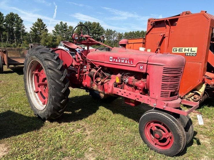 1939-farmall-h-tractor-image-2
