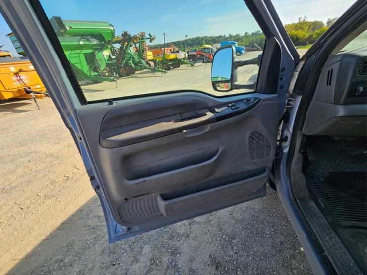 2001-ford-350-image-36