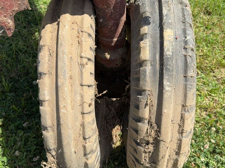 farmall-f-20-image-11
